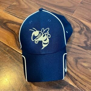 NWT Nike legacy 91 dri fit Georgia tech yellow jacket hat.